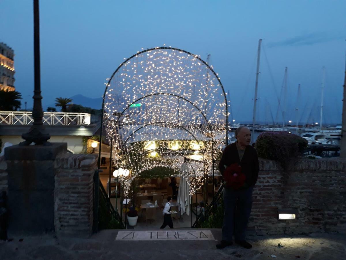 La Mansarda Villa Napoli Exterior foto